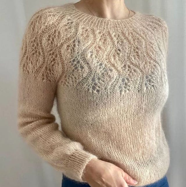 Blended Yarn Pullover -Flat KNIT /SWEATER 